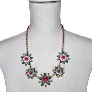 ELEGANT WOMEN'S MULTICOLOR FLORAL ENAMEL STATEMENT NECKLACE – GOLD TONE